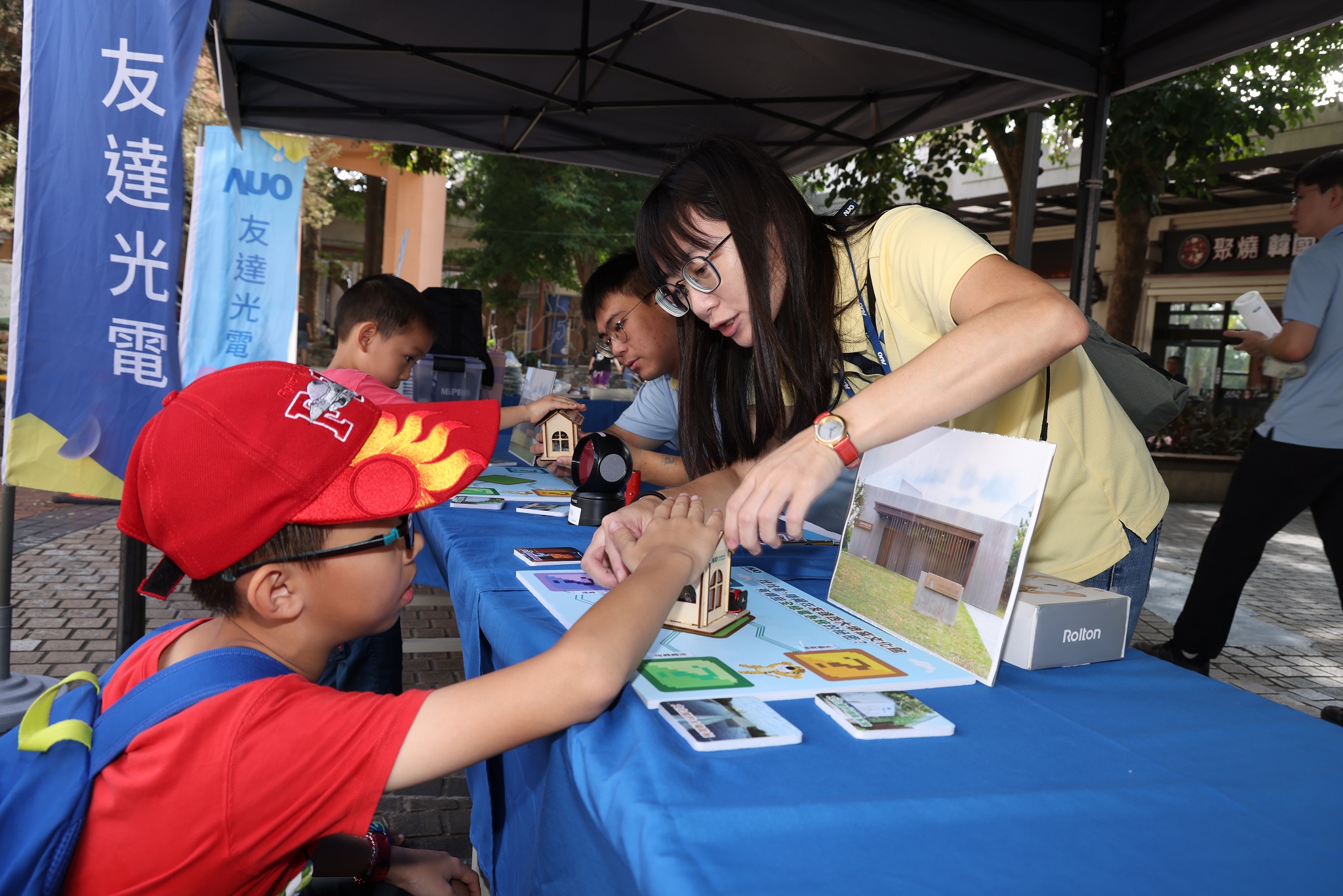 ���_Ͷ�����m(x��)���B(y��ng)�����������������ĭh(hu��n)��������������У�@����ʽ��ӬF(xi��n)��������ⷰ����U����NGO�������T�c����(y��ng)����S�T�ɹ��@����������I(l��ng)�䪄��